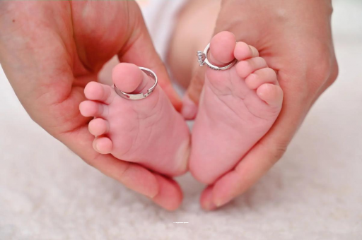 长沙供卵代怀怀孕肚子一边高一边低